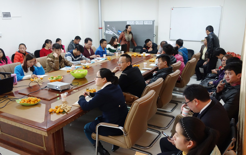 目前天度客戶沙龍已順利舉行4期，我們將一直秉承全公益、凈干貨、不推銷產品的理念，助力天度新老客戶開展網絡營銷和移動互聯網營銷。